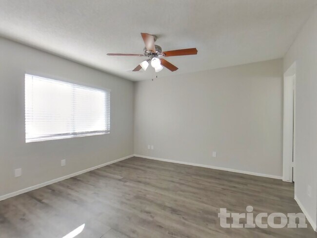 Foto del edificio - 11219 N 51st Dr