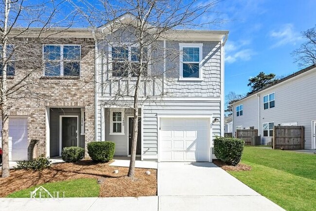 Building Photo - 1480 Hyatt Cir