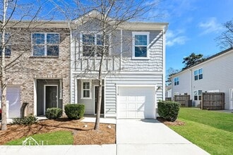 Building Photo - 1480 Hyatt Cir