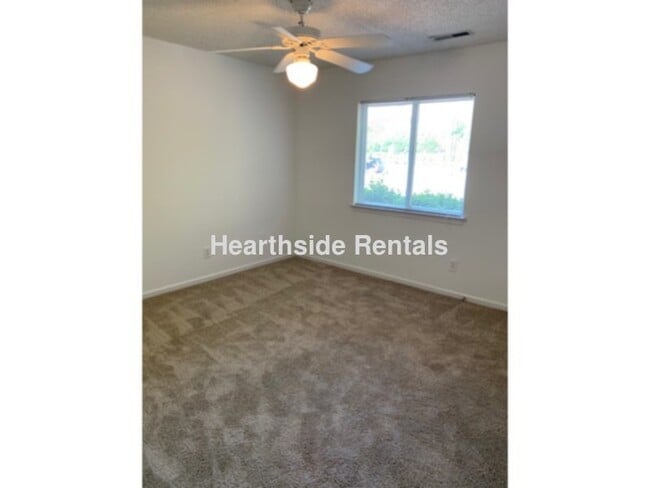 Building Photo - 334-6A Brownlea Dr