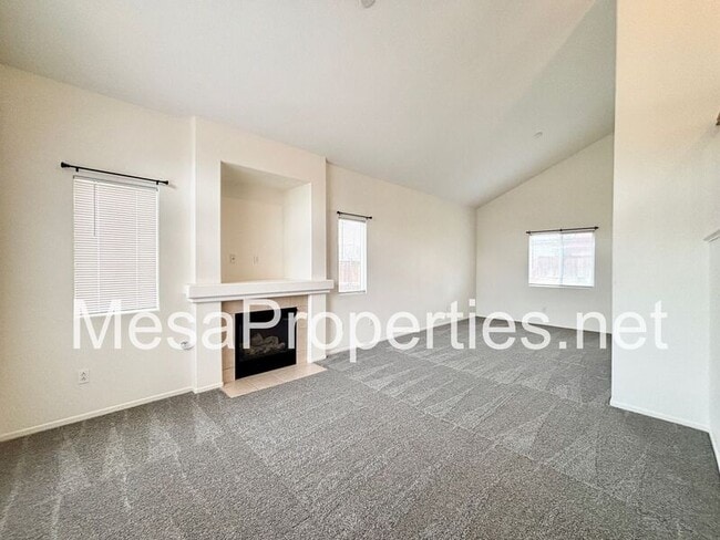 Foto del edificio - 14744 Delicious St