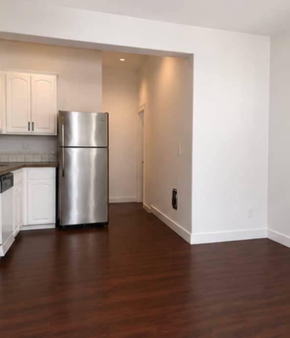 Building Photo - 1017 5th St