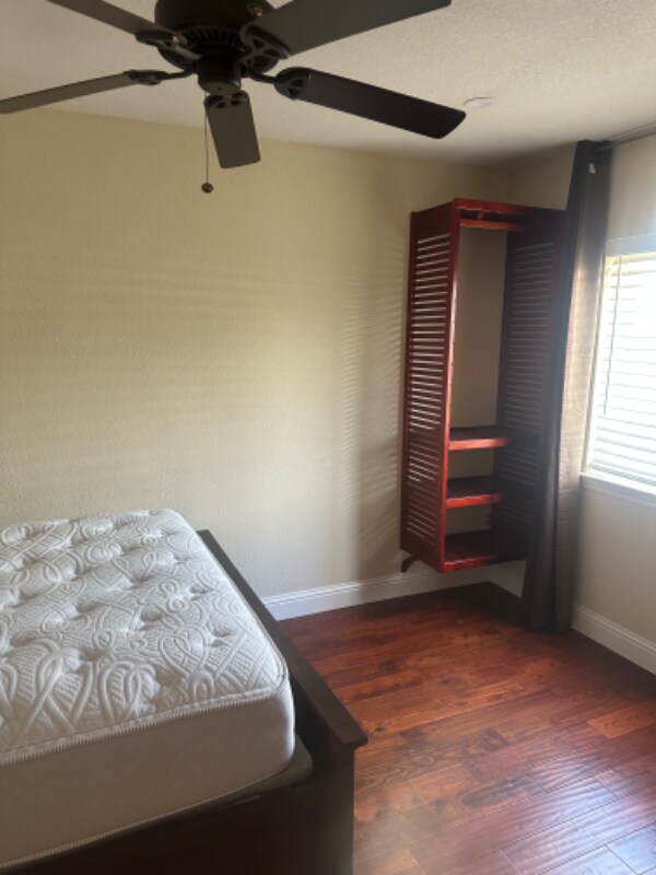 Building Photo - 1374 Olivina Ave