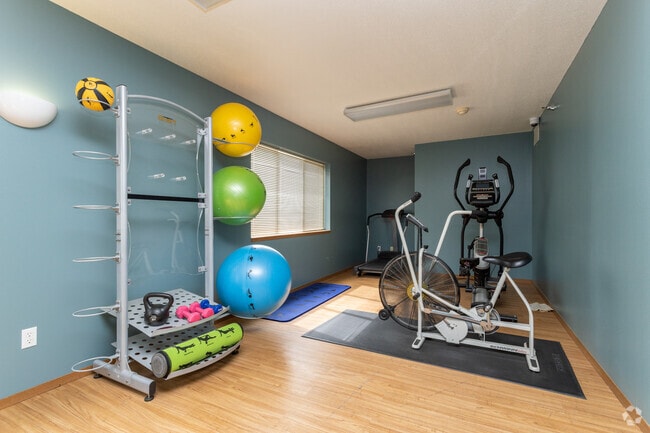 Fitness Center - Gateway Apartments