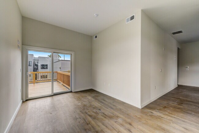 Foto del edificio - 619 N 35th St