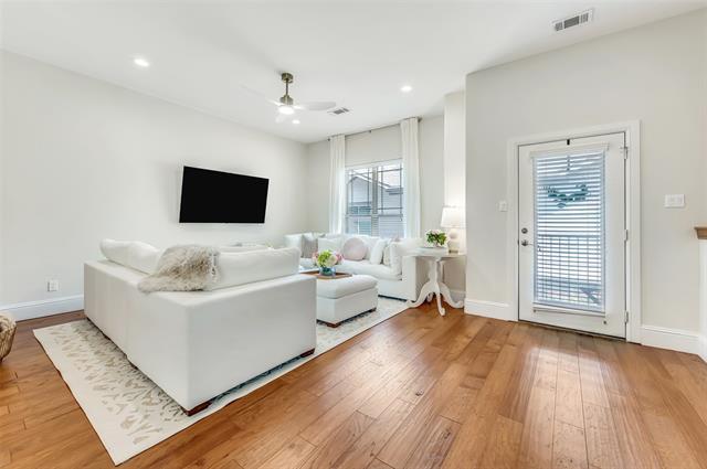 Foto del edificio - 5916 Hudson St