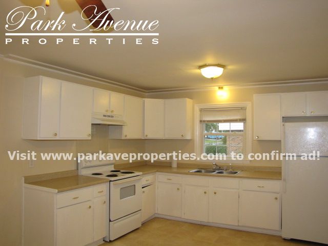 Building Photo - 5226 Elderbank Dr