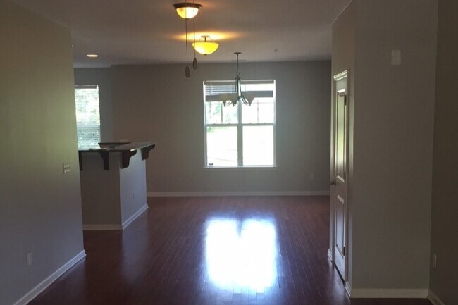 Foto del edificio - 1620 Walnut View Dr