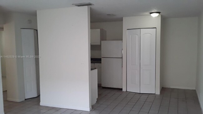 Foto del edificio - 5406 NW 24th St