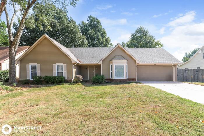 Primary Photo - 4652 Blandford Dr, Memphis, TN 38141