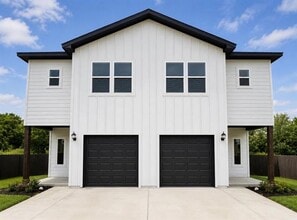 Building Photo - 3121 Lumber St