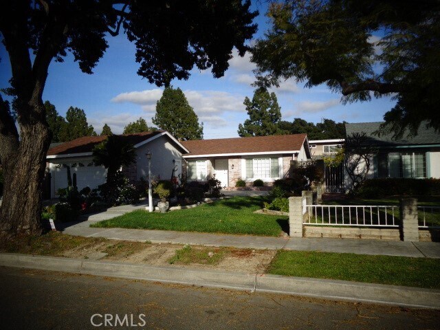 Primary Photo - 18708 Kings Row Ave