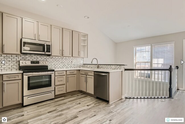Building Photo - 6 Katurah Ln