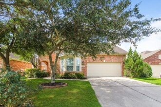 Building Photo - 20746 Oakhurst Trails Dr