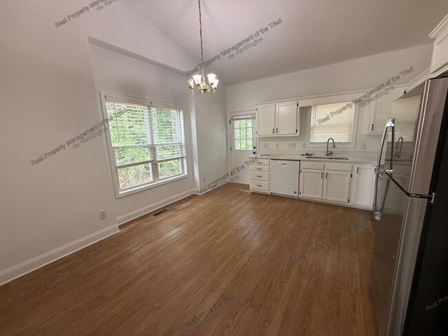 Building Photo - 2200A Eider Ct