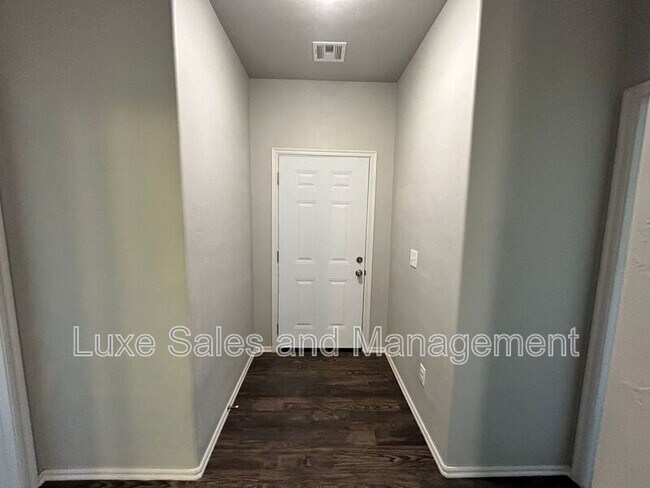 Foto del edificio - 11205 NW 114th St