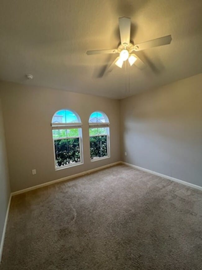 Building Photo - 4528 Alligator Flag Cir