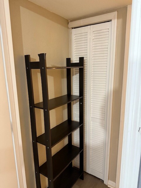 Foto del edificio - 657 Orchid Dr