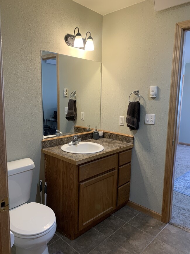 Building Photo - 1704 Mercil Ct