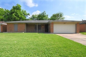 Building Photo - 807 Turney Dr