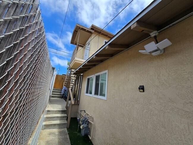 Foto del edificio - 2142-48 Oliver Ave