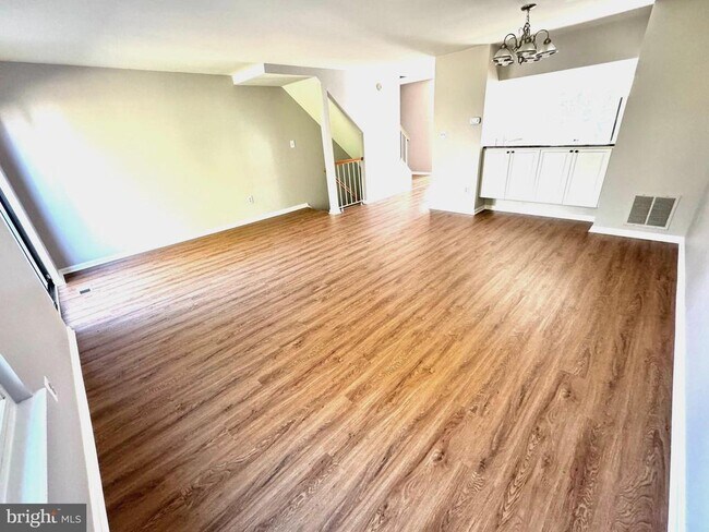 Building Photo - 13650 Wildflower Ln