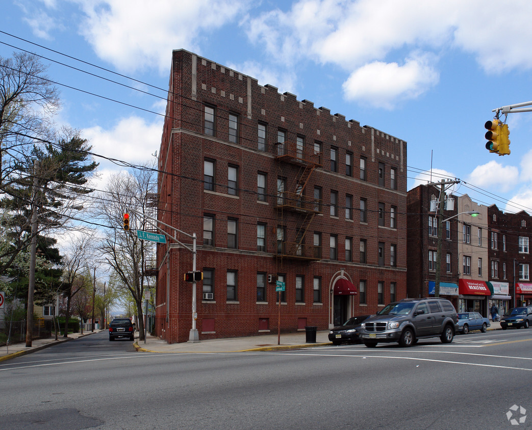 Foto del edificio - 1677 John F Kennedy Blvd