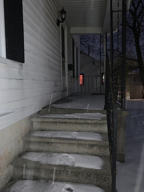 Building Photo - 16 Pleasant St