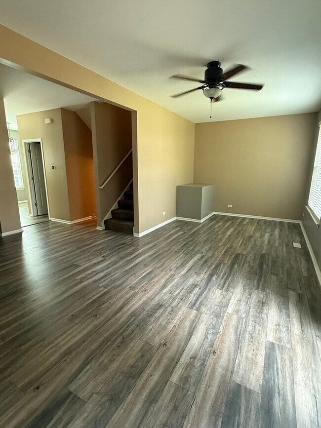 Foto del edificio - 2340 Hudson Cir