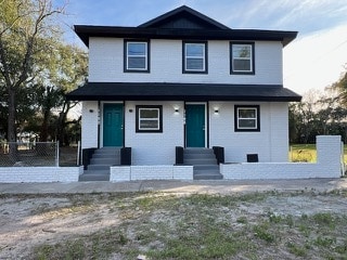 Primary Photo - 1150 Pippin St