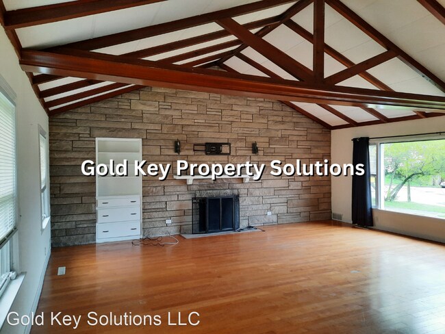 Foto del edificio - 3 br, 1 bath House - 1210 E 7th Street
