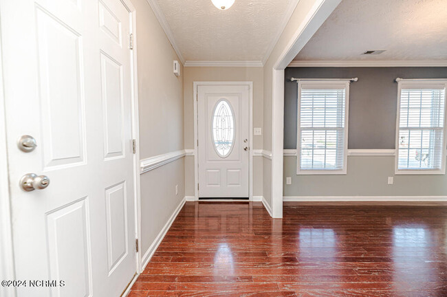 Building Photo - 151 Ivy Stone Dr