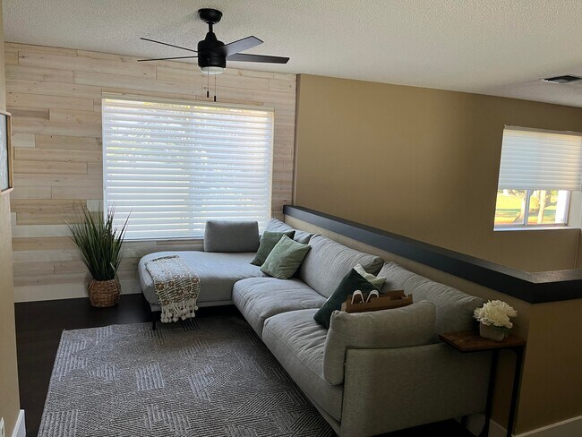 Building Photo - 17651 Tiffany Trace Dr