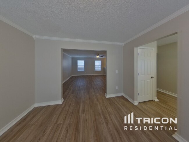 Building Photo - 509 Gisbourne Ln
