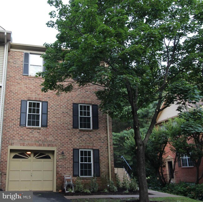 Building Photo - 7867 Wintercress Ln