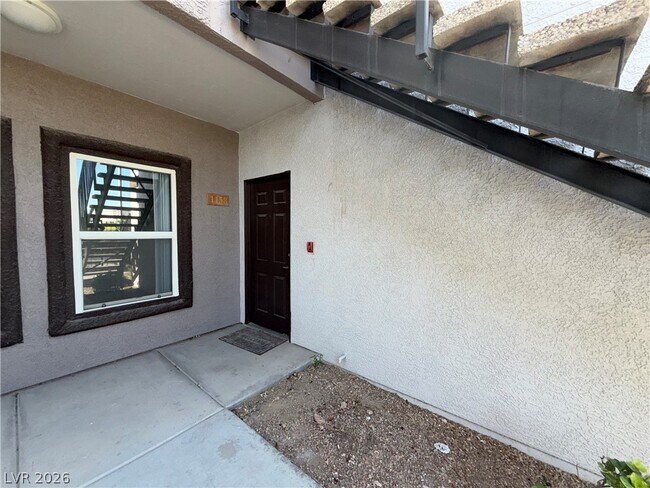 Foto del edificio - 7255 W Sunset Rd