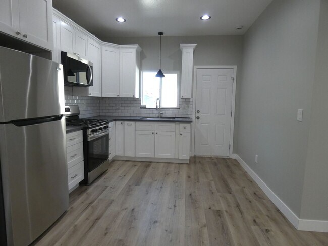 Foto del edificio - 13522 Leffingwell Rd