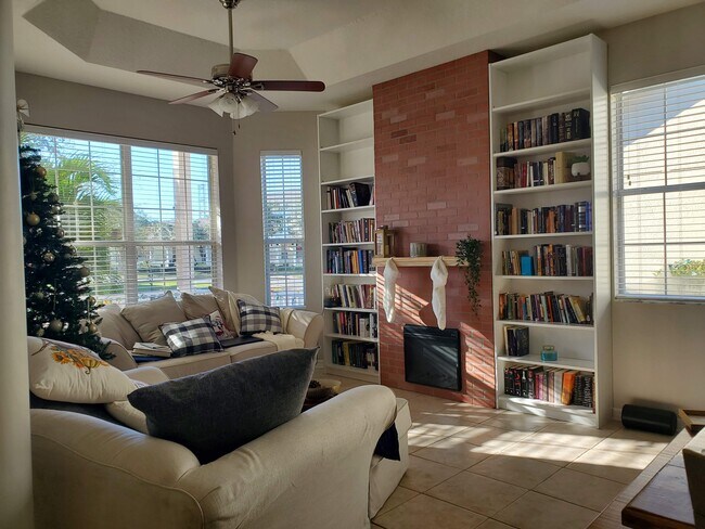 entrance living room - 14515 Michener Trl