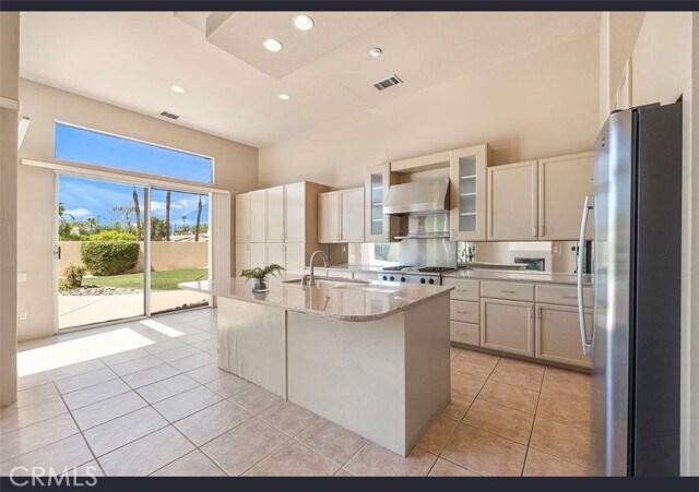 Foto del edificio - 75940 Nelson Ln