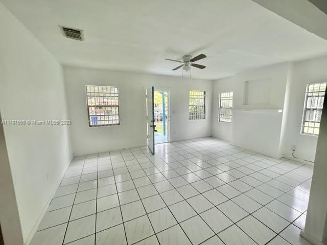 Photo - 569 NW 42nd St House