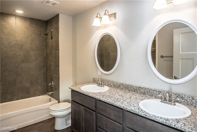 Foto del edificio - 8813 SW 45th Terrace