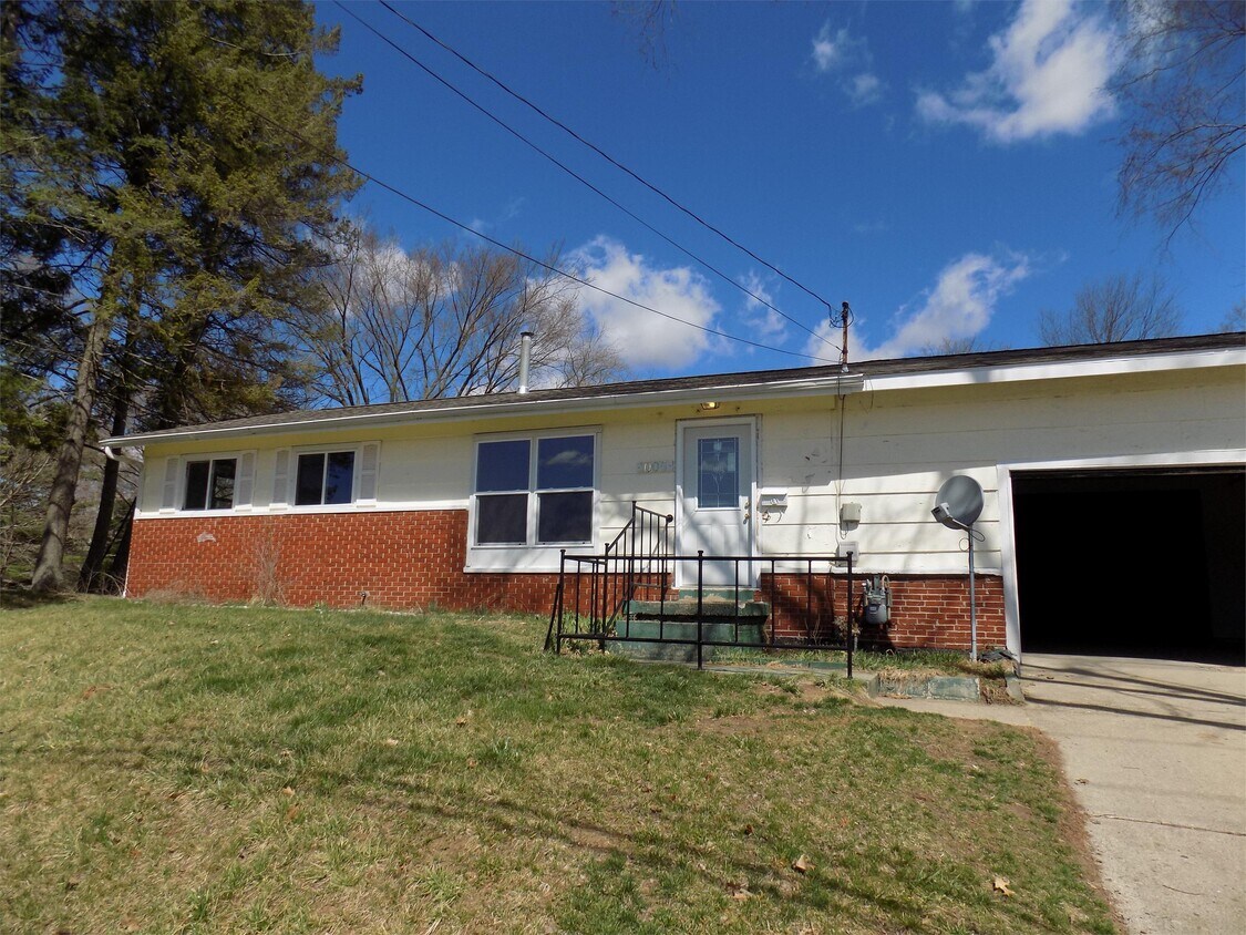 1005 E North St, Albion, MI 49224 House Rental in Albion, MI