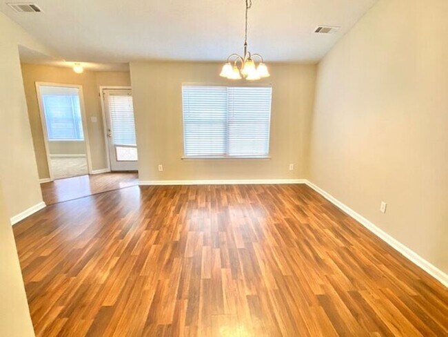 Building Photo - Southeast Memphis Now Leasing 4 Bedroom 2 ...