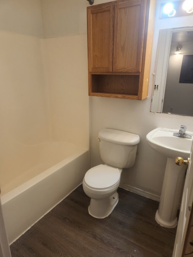 Building Photo - 3474 N Brocton Ave