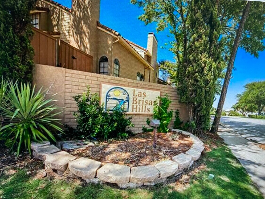 4239 Madera Rd, Irving, TX 75038 Townhome Rentals in Irving TX