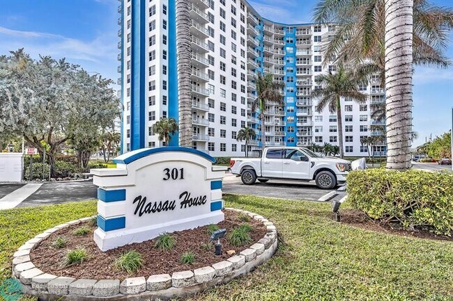 Foto del edificio - 301 N Ocean Blvd