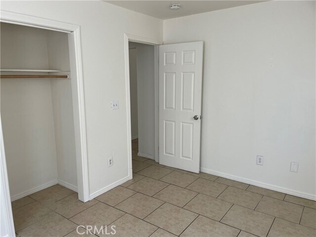 Building Photo - 316 Maxine Ave