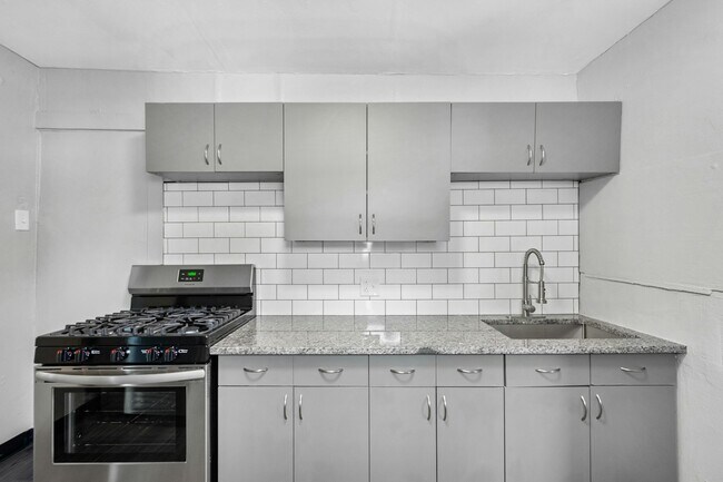 Foto del edificio - 1740 Arlington Ave