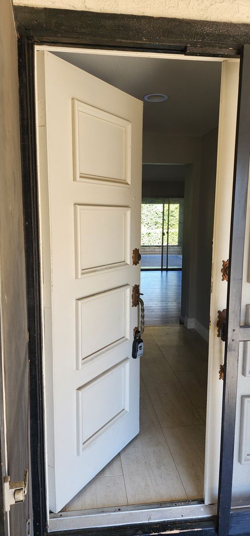 Building Photo - 413 Arapaho Pl