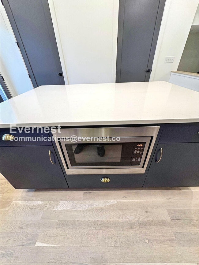 Building Photo - 2347 Hosea L Williams Dr NE